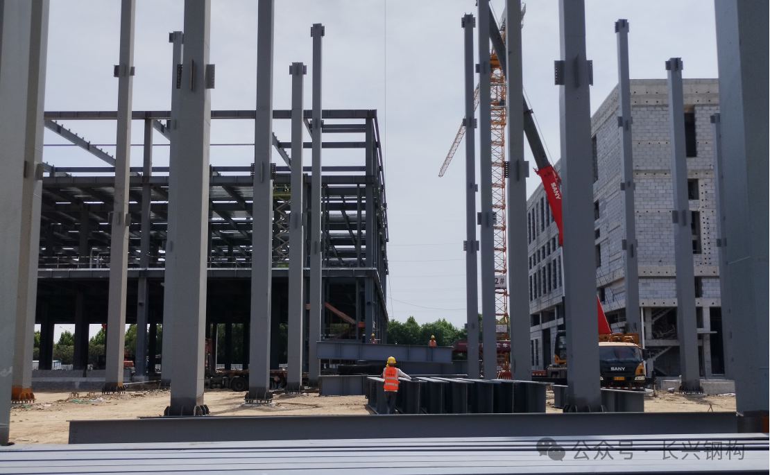 長興鋼構(gòu)知識分享——鋼結(jié)構(gòu)的日常維護保養(yǎng) 長興鋼構(gòu)知識分享——鋼結(jié)構(gòu)的日常維護保養(yǎng)